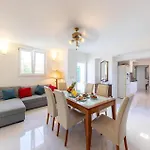 Lovely Home In Slatine With House Sea View *