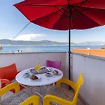 Lovely Home In Slatine With House Sea View * Trogir