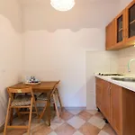 Lovely Home In Slatine With House Sea View Сasa de vacaciones Trogir