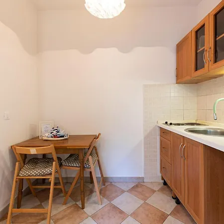4 Bedroom Cozy In Slatine Nyaraló Trogir